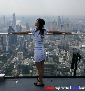 Mahanakhon SkyWalk Bangkok 3
